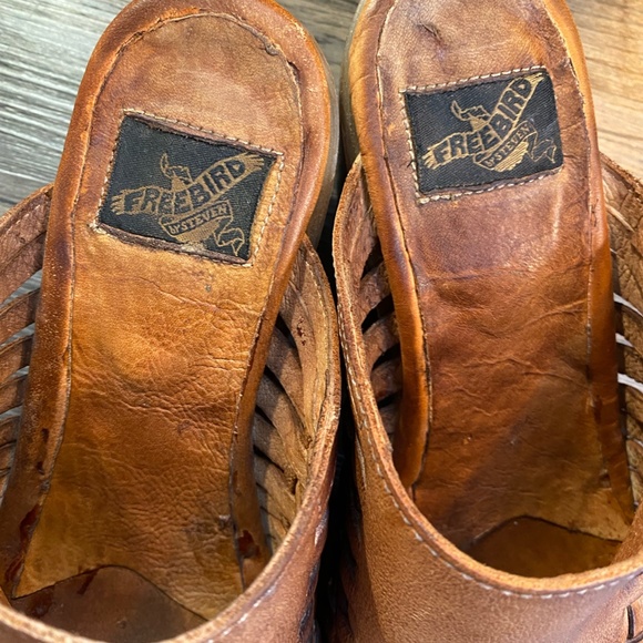 Free Bird Braided Leather Sophia Clogs - Picture 7 of 9